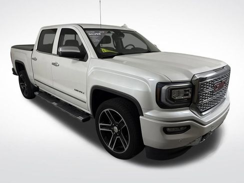 Used 2017 GMC Sierra 1500 Denali image 1