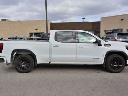 Used 2022 GMC Sierra 1500 Elevation AWD/4WD image 3