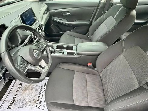 Used 2022 Nissan Sentra SV w/ Trunk Package FWD image 10
