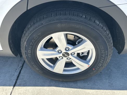 New 2026 Kia Sorento LX FWD image 10