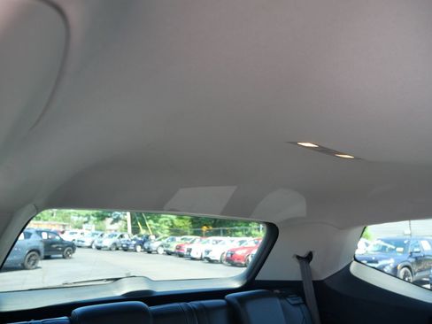 Used 2019 Volkswagen Atlas SE w/ Panoramic Sunroof Package AWD/4WD image 31