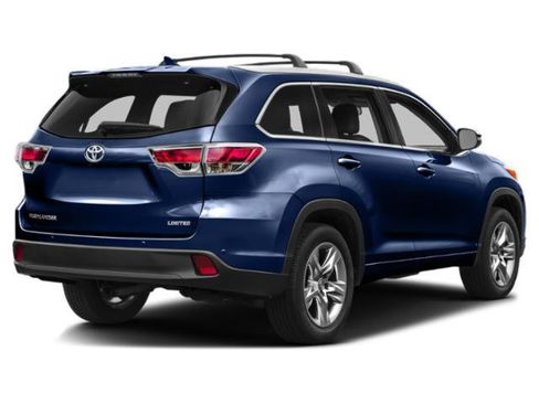 Used 2015 Toyota Highlander XLE AWD/4WD image 2