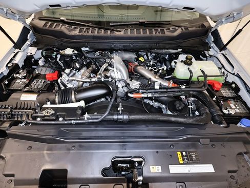 New 2026 Ford F450 Platinum image 40