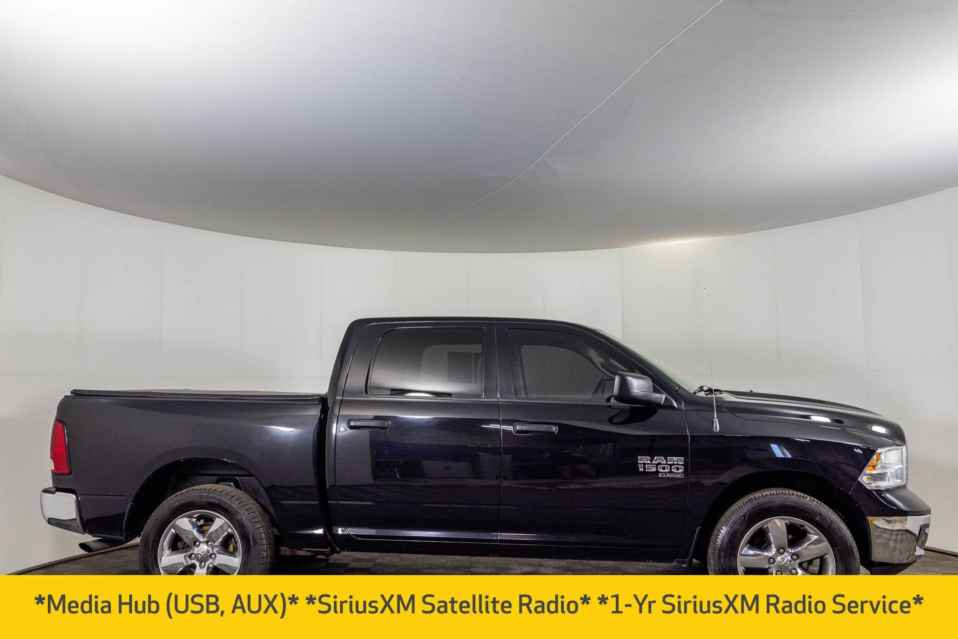 Used 2019 RAM 1500 Tradesman w/ Tradesman SXT Package AWD/4WD image 13