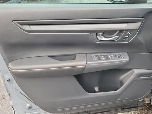 Used 2025 Honda CR-V Sport-L image 17