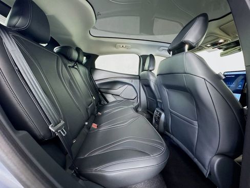 Used 2022 Ford Mustang Mach-E Premium image 28