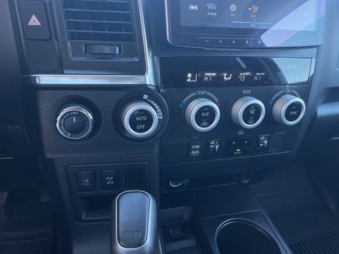 Used 2019 Toyota Sequoia TRD Sport w/ TRD Sport Premium Package image 12