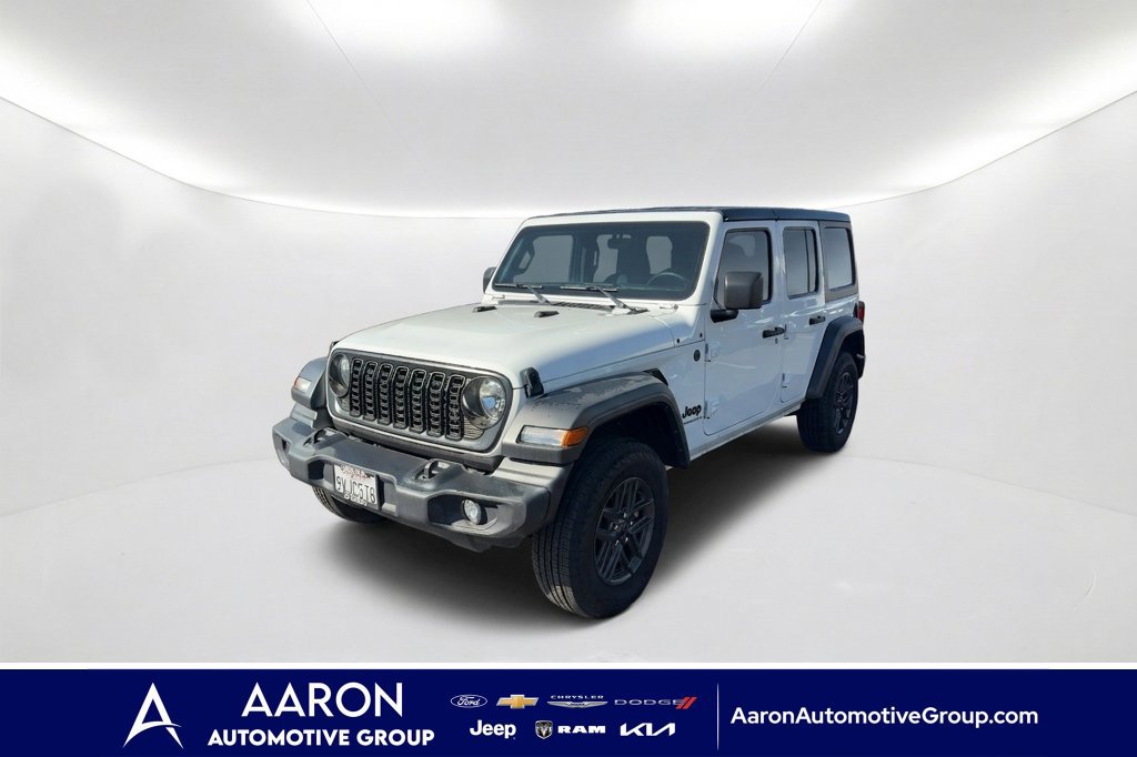 Used 2025 Jeep Wrangler Unlimited Sport AWD/4WD image 1