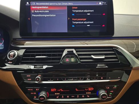 Certified 2023 BMW 530i xDrive w/ M Sport Package AWD/4WD image 20