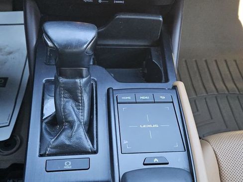 Used 2021 Lexus ES 350 350 w/ Premium Package image 16