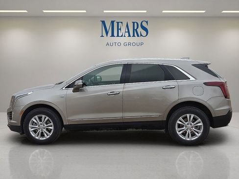 Used 2023 Cadillac XT5 Luxury w/ LPO, Floor Liner Package FWD image 2