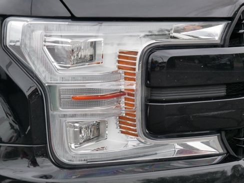 Certified 2019 Ford F150 Lariat w/ Equipment Group 502A Luxury AWD/4WD image 5