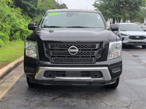 Used 2023 Nissan Titan SV RWD image 9