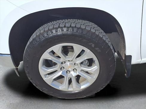 Used 2024 Chevrolet Silverado 1500 LTZ w/ LTZ Convenience Package II image 24