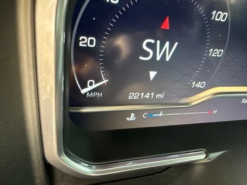Used 2024 GMC Sierra 1500 Denali Ultimate AWD/4WD image 9