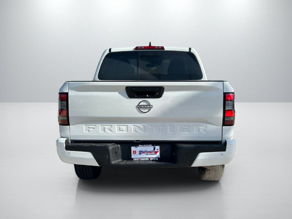 Used 2026 Nissan Frontier SV RWD image 5