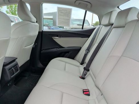 Used 2025 Toyota Camry XLE w/ Premium Plus Package FWD image 31