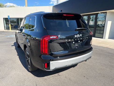 Certified 2024 Kia Telluride S w/ S Sunroof Package AWD/4WD image 10