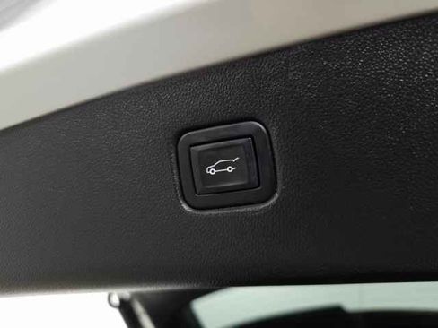 Used 2023 Chevrolet Blazer RS w/ Driver Confidence II Package image 9