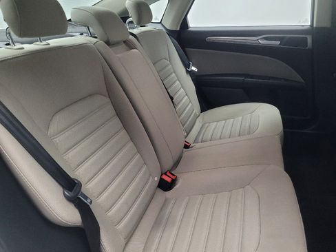 Used 2019 Ford Fusion S image 19