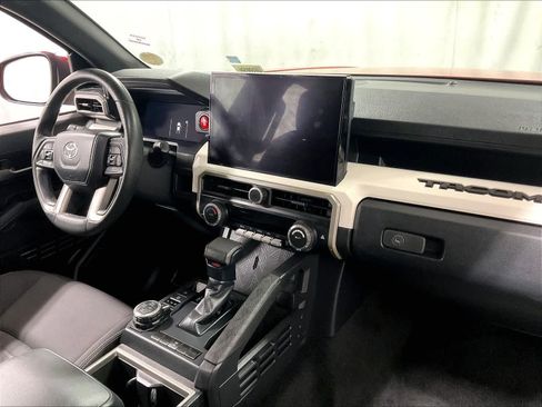 Certified 2024 Toyota Tacoma TRD Off-Road image 14