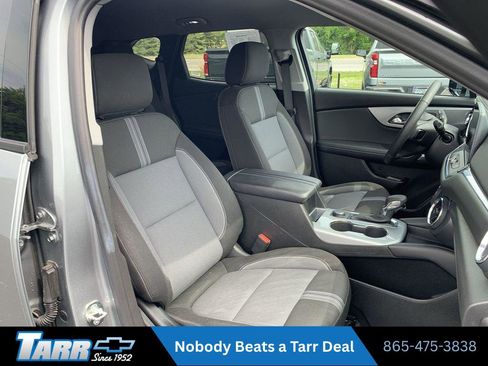 Used 2025 Chevrolet Blazer LT AWD/4WD image 24