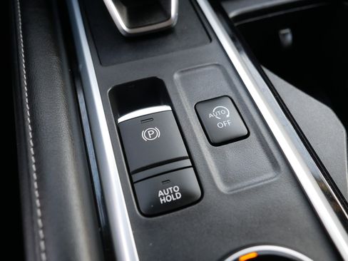 Certified 2022 Nissan Pathfinder SL image 32