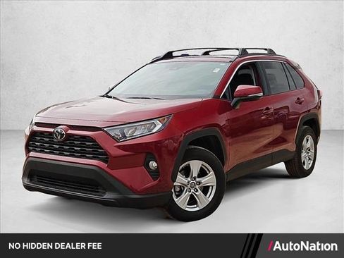 Used 2019 Toyota RAV4 XLE w/ Convenience Package FWD image 1