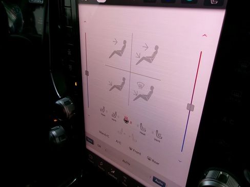 Certified 2025 RAM 1500 Laramie image 26