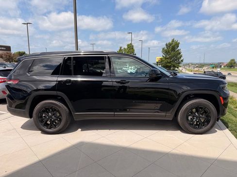 Used 2026 Jeep Grand Cherokee L 4WD image 10