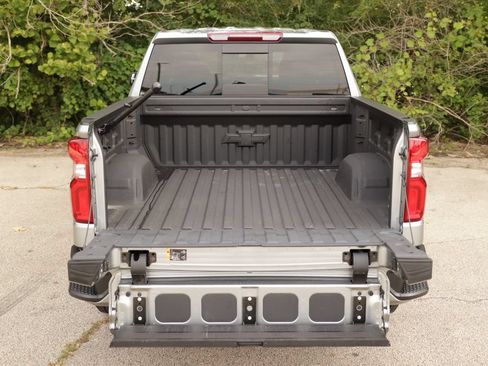 Used 2024 Chevrolet Silverado 1500 RST w/ Convenience Package II AWD/4WD image 27