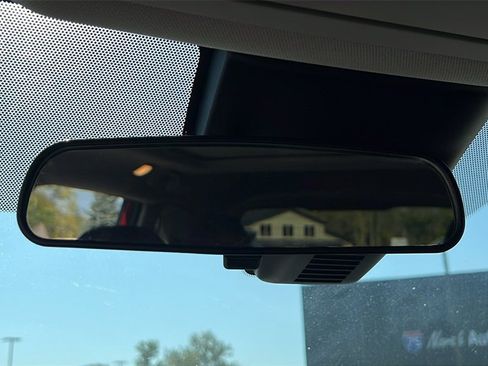 Used 2020 Nissan Rogue SV image 20