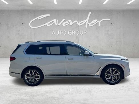 Used 2024 BMW X7 xDrive40i AWD/4WD image 21