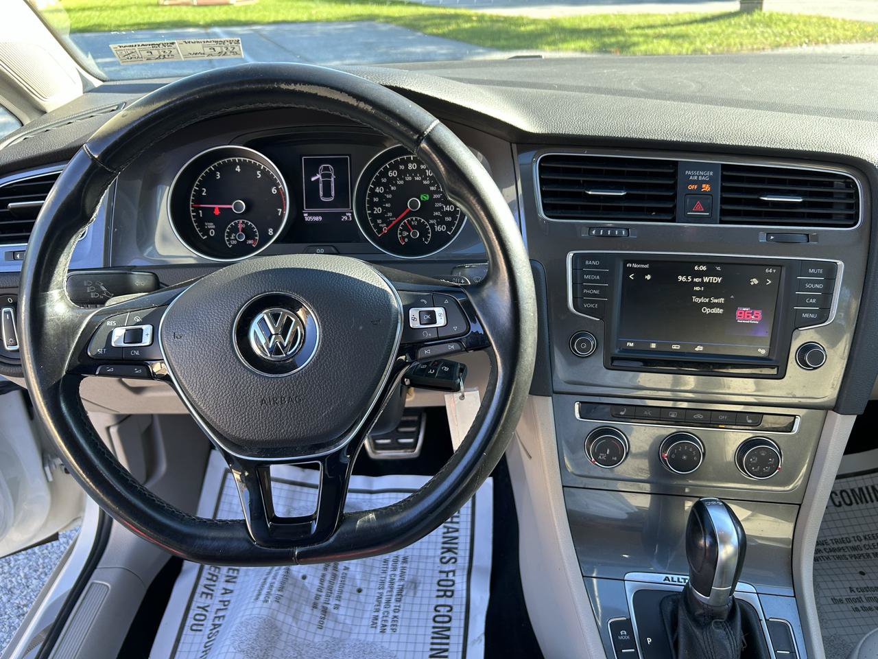 Used 2017 Volkswagen Golf Alltrack S AWD/4WD image 20