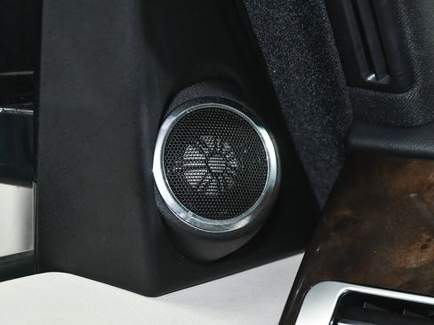 Used 2021 Land Rover Range Rover Westminster Edition image 32