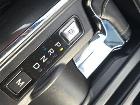 Certified 2022 Ford F150 XLT w/ Equipment Group 302A High image 21