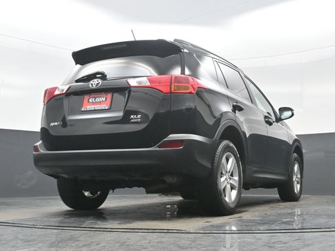 Used 2013 Toyota RAV4 XLE image 29