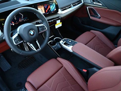 Used 2026 BMW X1 xDrive28i w/ Technology Package AWD/4WD image 10