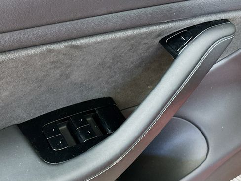 Used 2019 Tesla Model 3 Long Range image 15