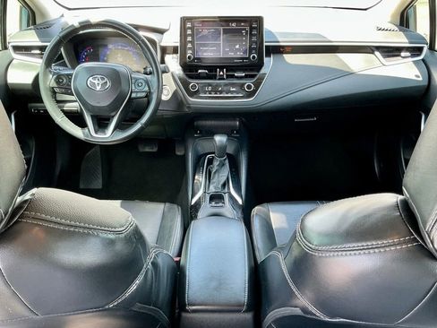 Used 2020 Toyota Corolla XLE FWD image 30
