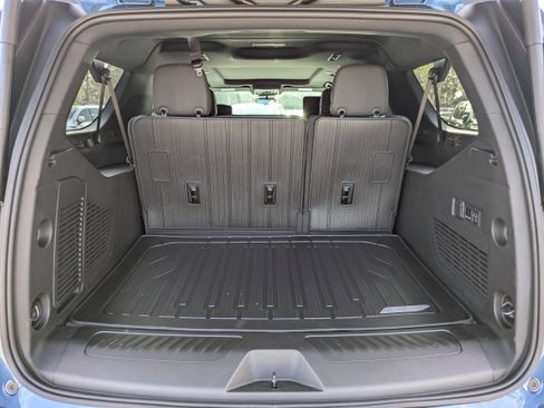 New 2026 GMC Yukon XL Elevation image 18