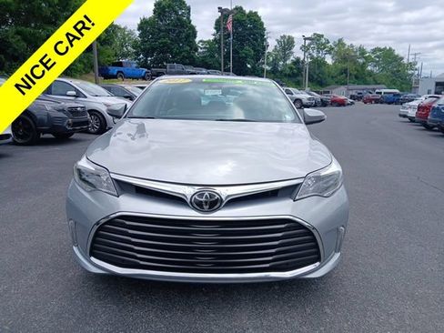 Used 2017 Toyota Avalon Limited w/ Carpet Mat Package FWD image 8