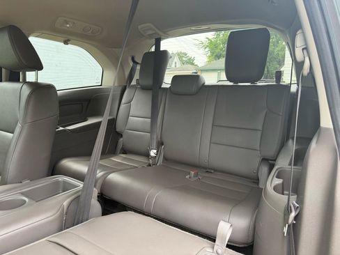 Used 2015 Honda Odyssey EX-L image 9
