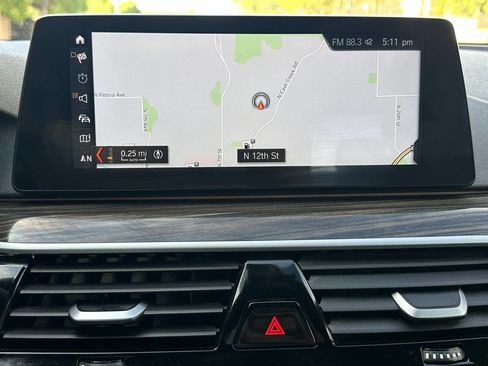 Used 2018 BMW 540i xDrive image 30