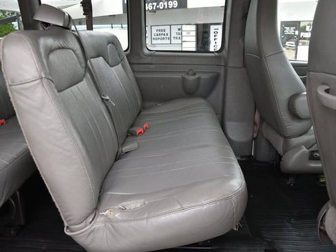 Used 2019 Chevrolet Express 3500 LS RWD image 11