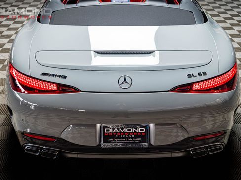 Used 2023 Mercedes-Benz SL 63 AMG 4MATIC image 77
