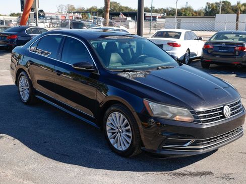 Used 2017 Volkswagen Passat 1.8T SE image 15