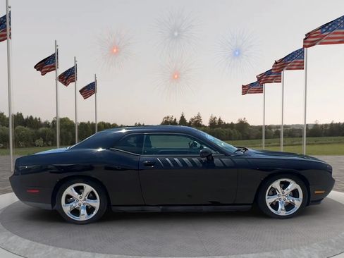Used 2012 Dodge Challenger R/T Plus RWD image 8