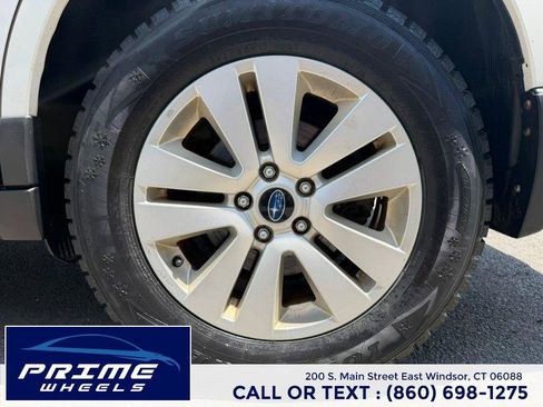 Used 2017 Subaru Outback 2.5i Premium AWD/4WD image 24