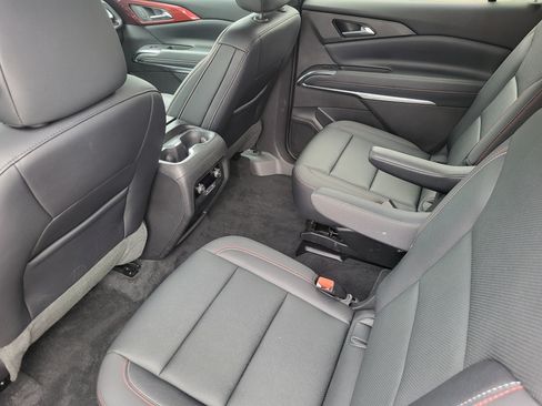 Used 2025 Chevrolet Traverse Z71 AWD/4WD image 22